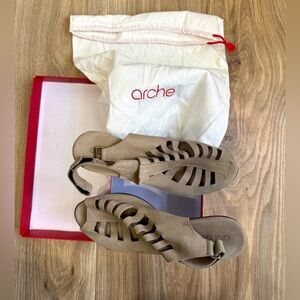 Arche Exor Grey Nubuck Slingback Cutout Heels EU 41 US 10